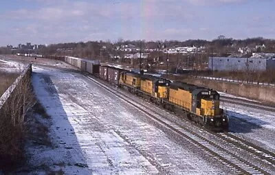 C&NW SD40-2 - Number - 6901 + 2 W/Train - ORIG - KR - Ralx2003 • $4.75