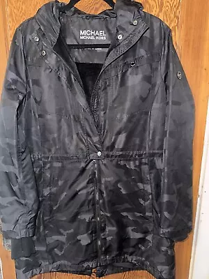 Michael Kors Women's Camo Hooded Full Zip Black Gray Camo Size L Fitted Jacket • $29