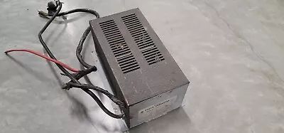 $60 • Buy Rv Power Converter Phillips 30 Amp 120v To 12v