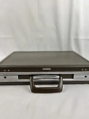 Vintage MCM Platt Hardcover Brown Briefcase Hard Shell • $21