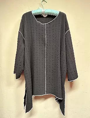 IC Collection Womens Black Pucker Asymmetric Tunic Top Size XL Style P5 3697 • $50.65