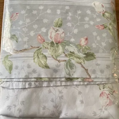 Vintage Springmaid Queen Flat Sheet No Iron Light Blue Pink Floral Branch *** • $19.35