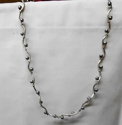 Dainty Scalloped Silver Bead Choker Necklace 17  • $7.95