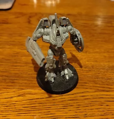 Warhammer 40k Tau XV9 Hazard Suit • £35