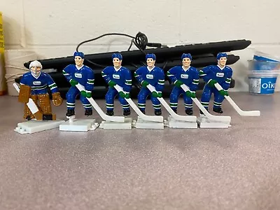 Wayne Gretzky Table Hockey Game Custom Blue Green 972 Vancouver Canucks + Puck • $159.99