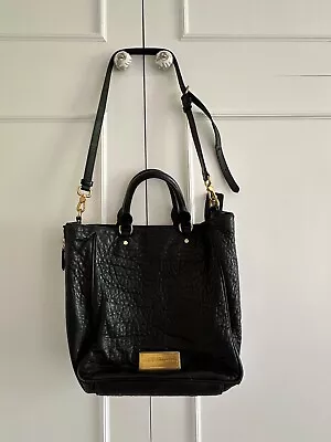 Marc Jacobs Black Leather Handbag • £40