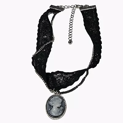 Vintage Gray Cameo Black Lace Choker Pendent Necklace Womens Costume Jewelry • $24.99