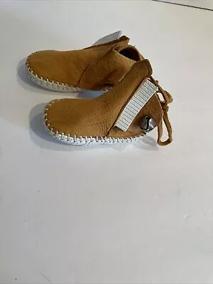 Minne Tonka Moccasins Tie Strap Bootie With Fringe And Bells Infants Size 2 • $13