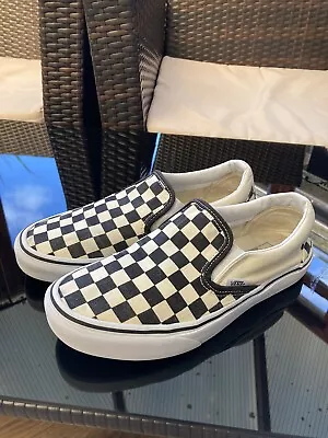 Women's VANS Off The Wall Black Cream Classic Checkered Slip On Shoes Size 5 • £16.99