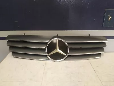 00-01 Mercedes R129 Sl320 Sl500 Sl600 Front Grille Grill 2000-2001 • $199.99