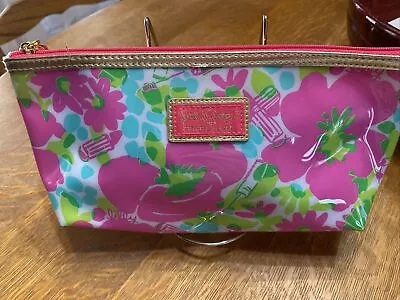 Lilly Pulitzer Floral Pink Plastic Makeup Bag • $10