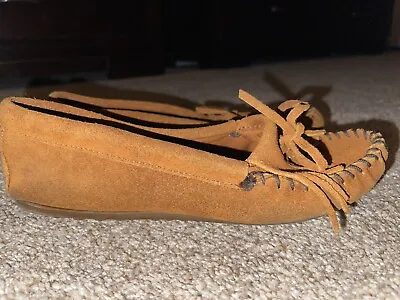 Minnetonka Women's Brown Suede Moccasins Size 7 Tassels Slip On • $7.25