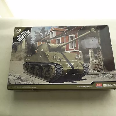 Academy 13279 1:35 Scale US Army M36B1 GMC Tank Plastic Model Kit • £32.50