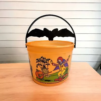 McDonalds 2001 Halloween Trick Or Treat Bucket Candy Pail W/ Bat On Handle READ • $7.99