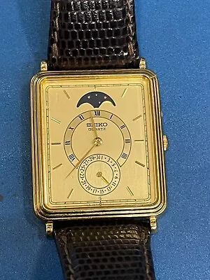 Vintage Seiko Men's Rectangular Moon Phase Quartz Watch 7F32-5000 • $349.99