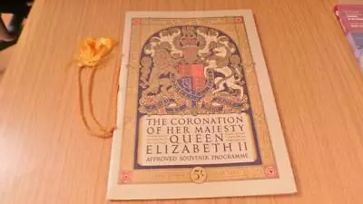 BK462: Queen Elizabeth 1953 Coronation Approved Souvenir Programme • £25