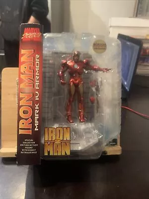 Iron Man 2 Mark 4. Diamond Select Toys. (Marvel Select) Borders Exclusive NEW • $100