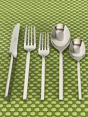 Villeroy & Boch NEW WAVE Stainless 18/10 Glossy NEW Flatware Smart Choice B30N • $7