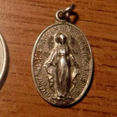 Vintage Sterling Silver Catholic Miraculous Medal #144 • $24.38