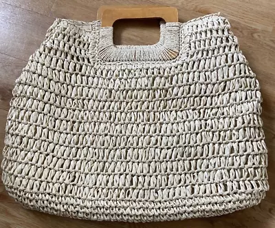 Knitted Raffia /Straw Hand Bag With Wooden Handles NEW • £17.99