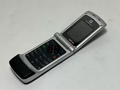 Motorola W Series W385 Verizon Gray/Silver Flip Cell Phone • $10.18