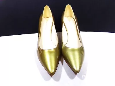 New Via Spiga Women's Gold Patent Leather Pump Pointy Toe Shoes Size 8m  Italy • $19.99