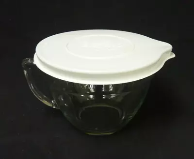 Pampered Chef 8 Cups 2 Quart Glass Measuring Mixing Batter Bowl With Lid • $17.99