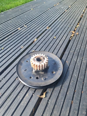 £20 • Buy Atco Allett Suffolk Punch Qualcast Webb Rear Roller Drive Belt Pulley