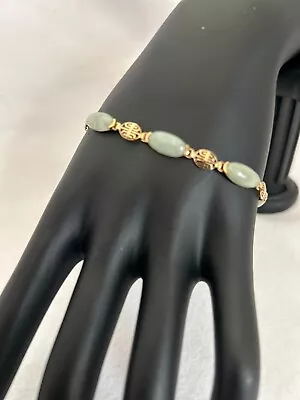 Vintage 14k Gold & Undyed Jade/Jadeite Bracelet • $300