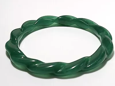 STUNNING Vintage ESTATE Scalloped JADE Green Bakelite? Bangle Bracelet JUICE • $0.99