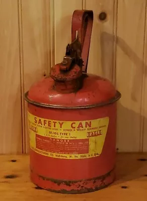 Vintage Eagle Mfg. Red Metal Gas Can U1-10S 1 Gallon Safety Mechanical Spout USA • $24.95