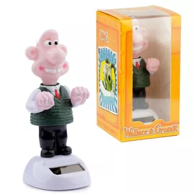 Wallace Solar Powered Novelty Desk Car Bobbing Head Novelty Gift Toy Fun Solar  • £8