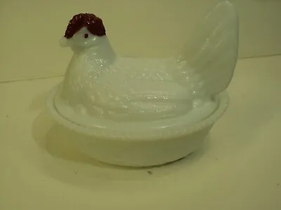 Vintage Westmoreland White Hen On A Nest W/red Comb Milk Glass. NICE • $11.95
