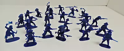 Vintage Cowboys And Indians Toy Soldiers Plastic Figures • £7.50