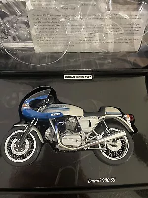 MINICHAMPS  1977  DUCATI 900ss  ROAD BIKE  - 1/12 SCALE MODEL 122 120700 • £250