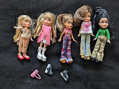 Bundle 5 Fully Clothed Bratz Babies • £10