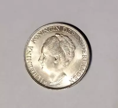 1944 Netherlands 2 1/2 Gulden Silver Coin Wilhelmina Uncirculated • $19.99