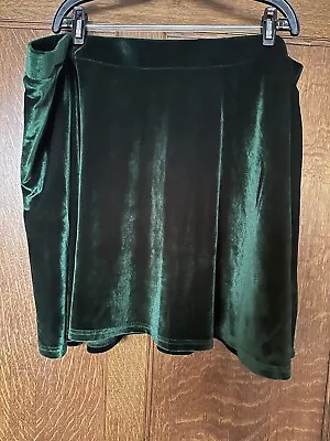 ModCloth Green Velvet Skater Skirt With Pockets 3x NWOT • $45