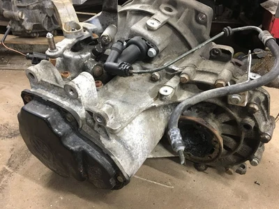 $1099 • Buy Volkswagen Beetle 2.5L Manual Transmission
