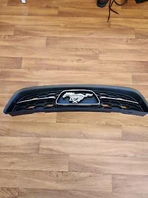 2013-2014 Mustang Pony Grille New DR3J8200AB Brand New Open Box • $250