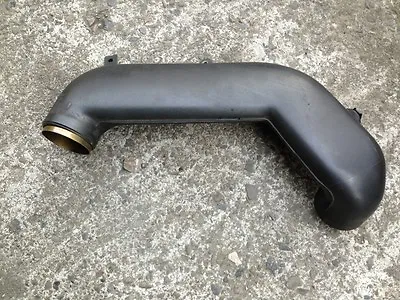 W124 MERCEDES BENZ E320 ENGINE AIR INTAKE ON TOP OF ENGINE E280  • $48.56