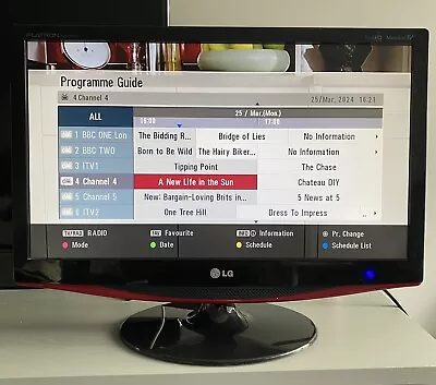 LG Flatron 22  1080p HD LCD Laptop/PC Monitor TV Combination Freeview M227WDP • £45