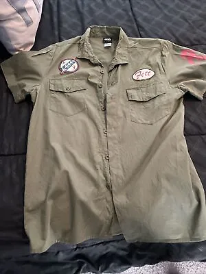 Boba Fett Size Medium Bounty Hunter Mechanic's Garage Work Shirt Button Up Green • $25