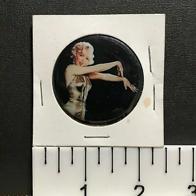 Marilyn Monroe 1.75  Vintage Hollywood Movie Star Actress Pin-Back Button • $9.75