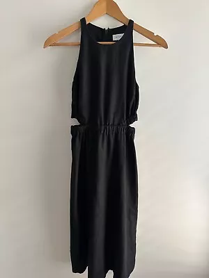$35 • Buy Witchery Dress Size 6, Black 