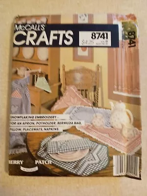 UNCUT Vintage Mccalls Sewing Pattern 8741 Snowflaking Broidery Apron Pillow 1983 • $10.95