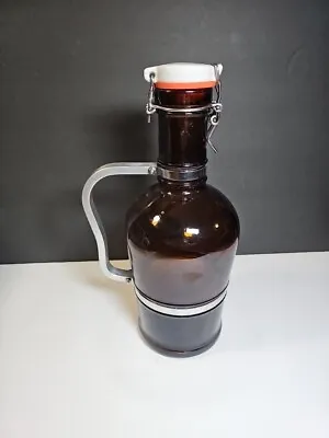 MUSTER GESCHUTZT 2 LITER Brown Glass Aluminum Handled Beer Growler Bottle • $14.99