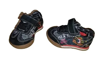 Von Dutch Unisex Kids Jax Hook Strap Sneakers Psycho Black Size 4c • $14.99