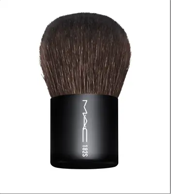 MAC Brush 182S SYNTHETIC BUFFER BRUSH - NIP - Authentic • $36