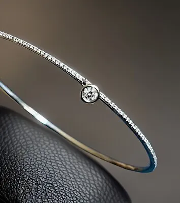 1ct Diamond Bangle In 18ct White Gold Solitaire Charm Slip On Round Cervin Blanc • £2399